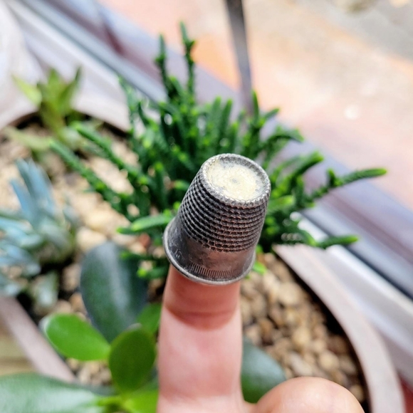 Vintage Silver Thimble - Picture 5 of 6